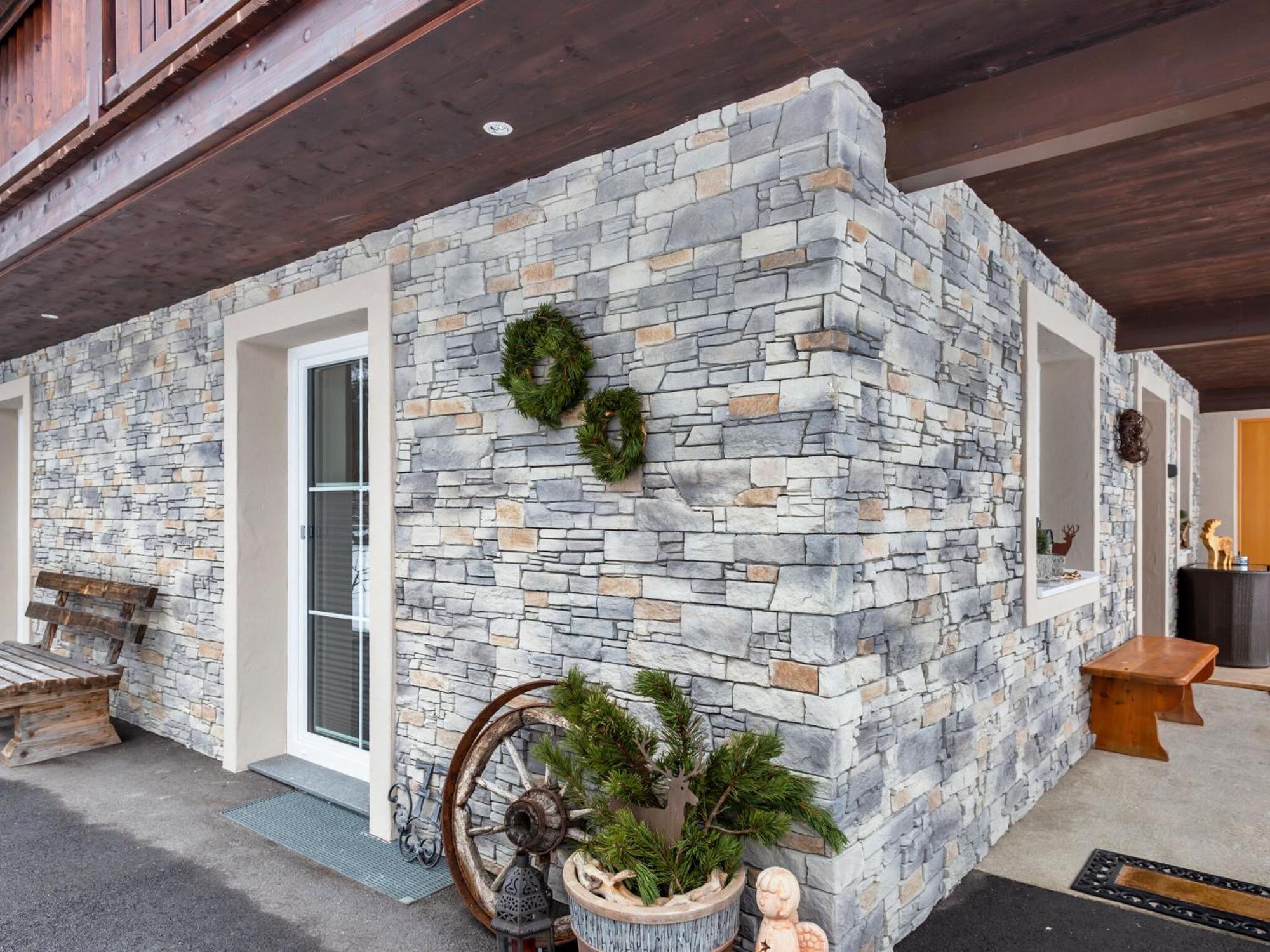 Apartment In Neukirchen Am Gro Venediger Wald im Pinzgau Exterior photo