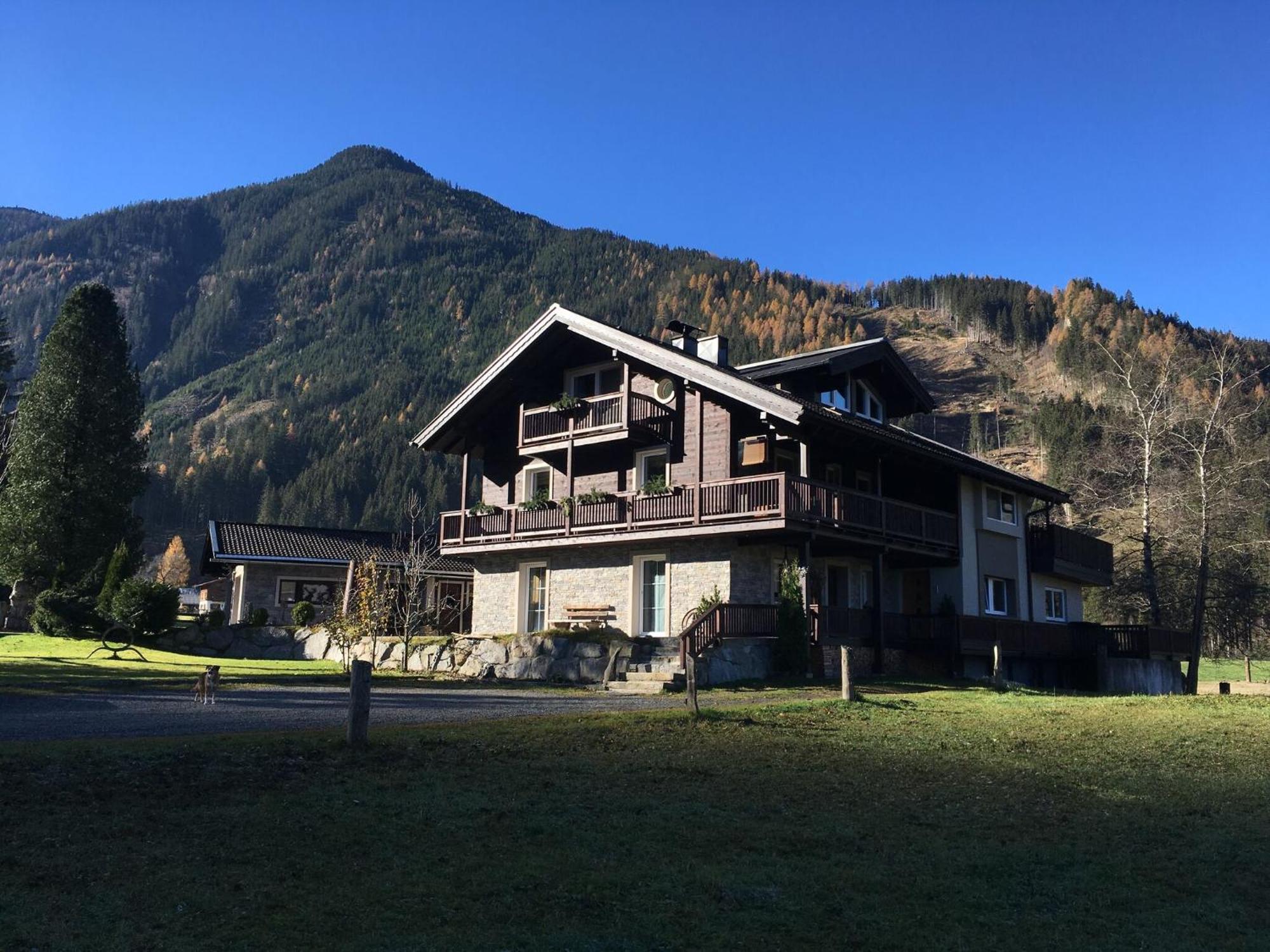 Apartment In Neukirchen Am Gro Venediger Wald im Pinzgau Exterior photo